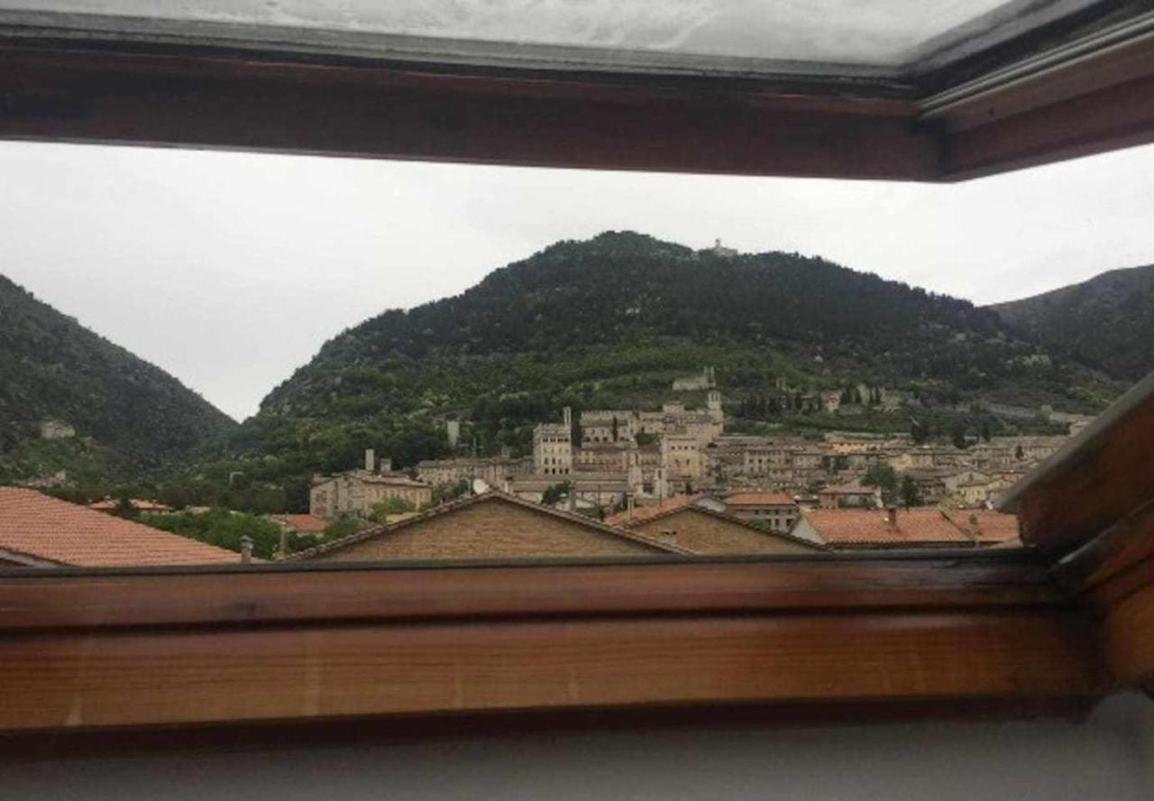 Milordo Gubbio Apartment ภายนอก รูปภาพ