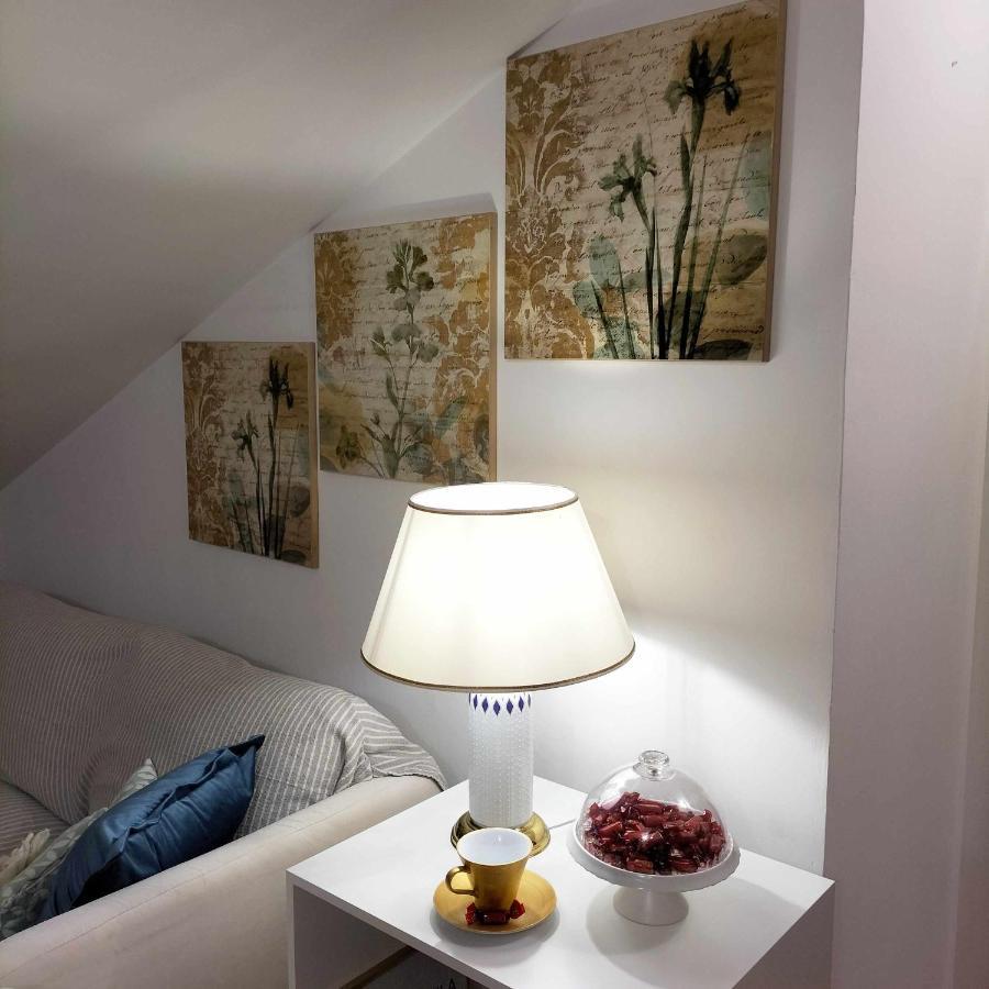 Milordo Gubbio Apartment ภายนอก รูปภาพ