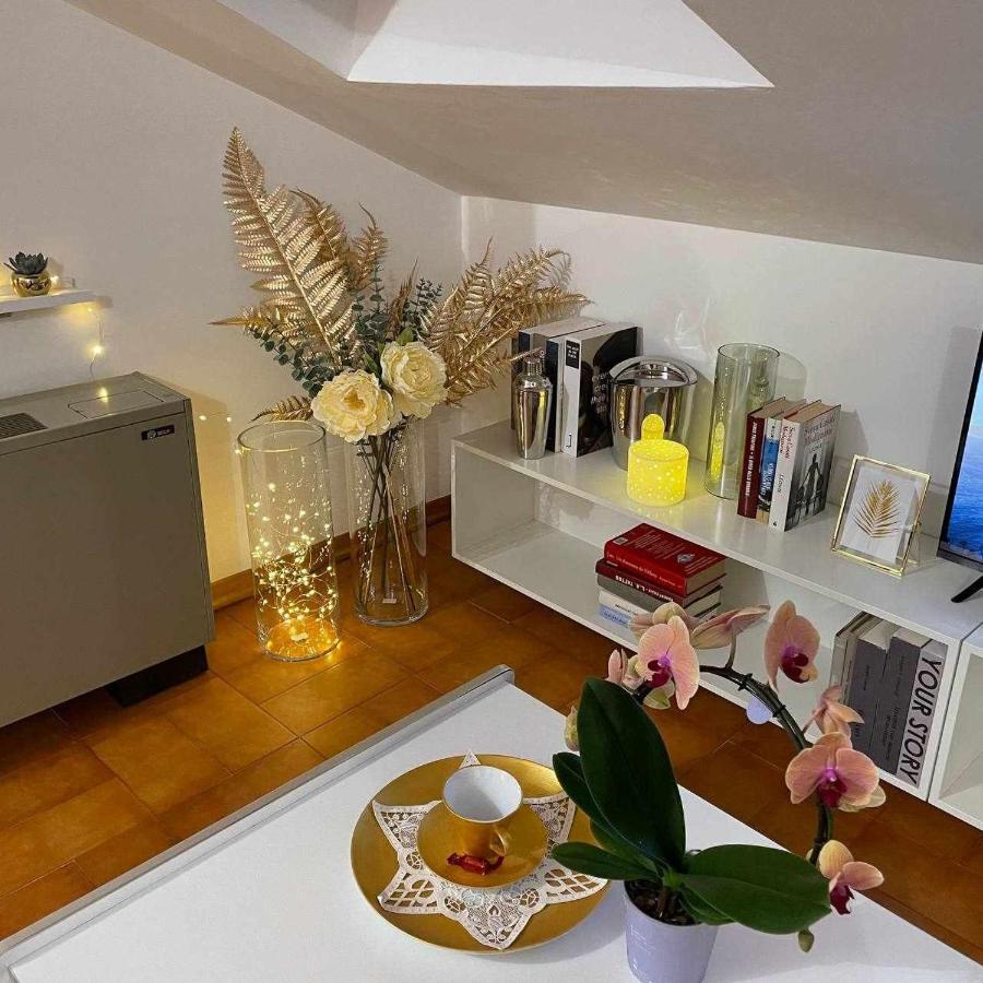 Milordo Gubbio Apartment ภายนอก รูปภาพ