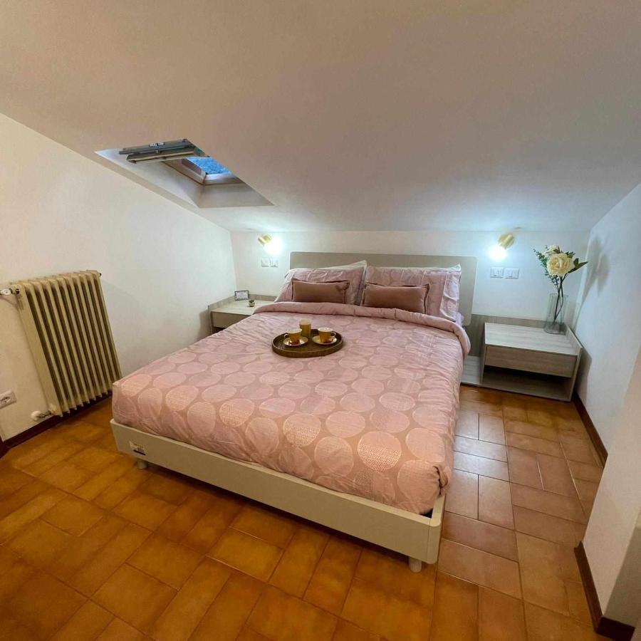 Milordo Gubbio Apartment ภายนอก รูปภาพ