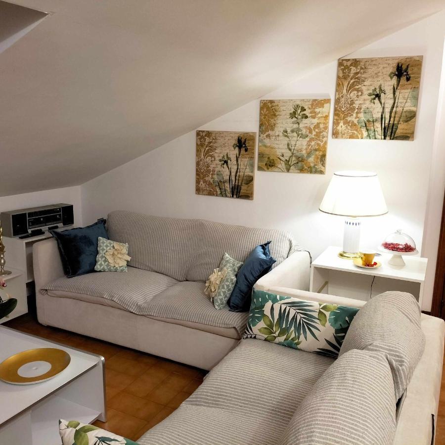 Milordo Gubbio Apartment ภายนอก รูปภาพ